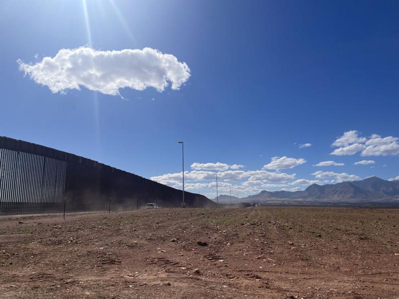 Federal border officials confiscate meth, cocaine in short time frame in Arizona