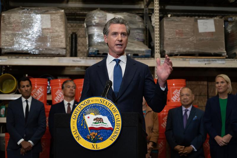 Arizona and Nevada governors form bipartisan alliance against Newsom refinery bill