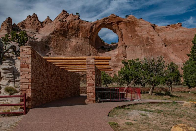 Arizona tourism industry unsure of Canadian travel rules impact