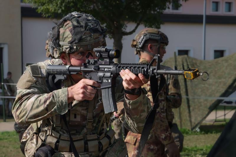 Military members may be eligible to pre-enroll in VA coverage, federal bill proposes