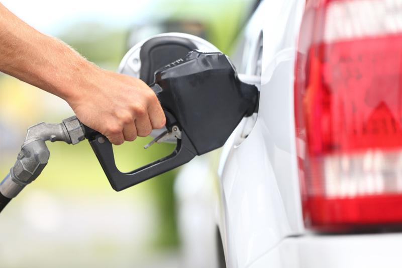 Arizona lawmakers look at way to prevent gas price hikes
