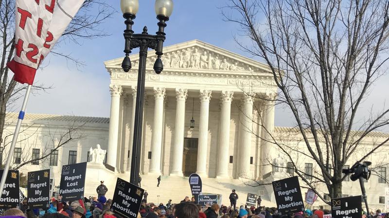 Supreme Court temporarily halts some Venezuelan deportations