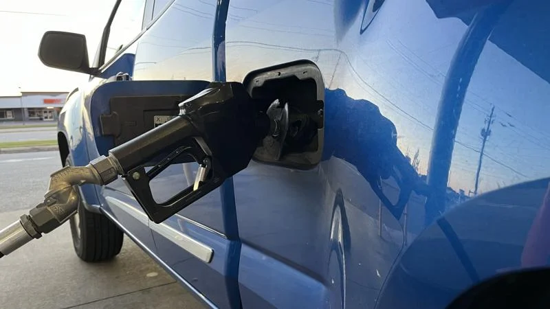 U.S. gas prices expected to rise amid Middle East conflicts