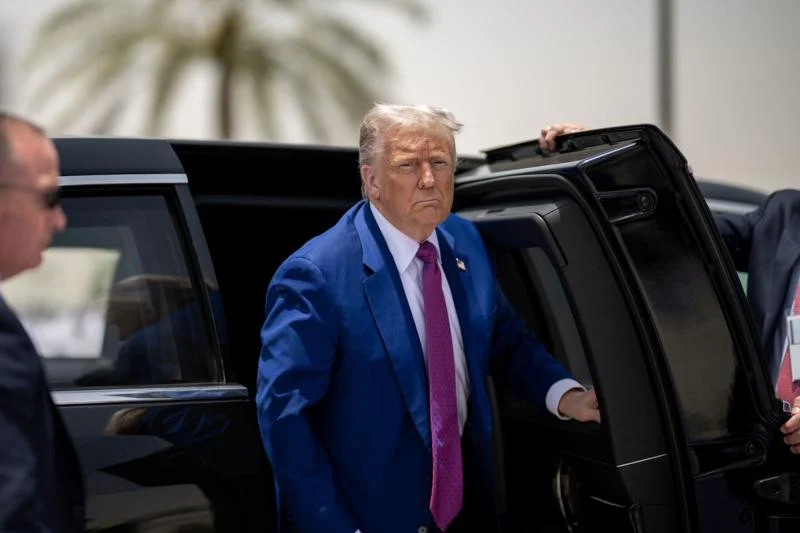 Electronics retailer says Trumps tariffs crippling business