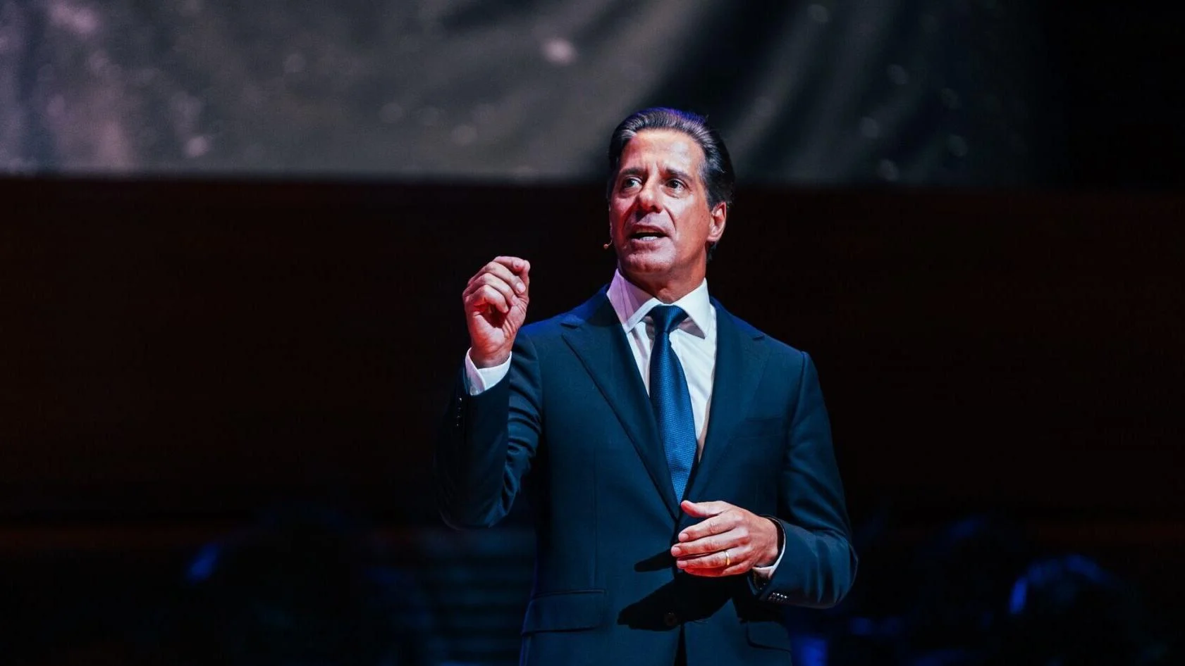 LA schools superintendent addresses immigration and more