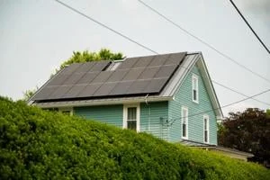 Dems say EPA cancelling $7B community solar grants ‘illegal,’ but ignore law