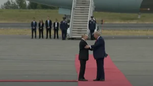 Trump aiming for ceasefire, world awaiting news from Putin summit