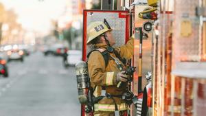 Feds sue Southern California Edison over Eaton, Fairview fires